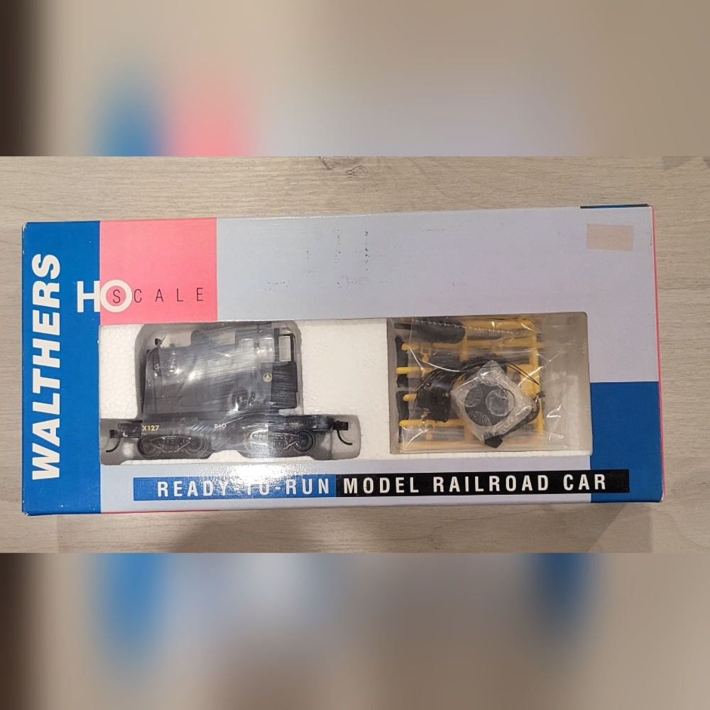 Walthers HO Baltimore & Ohio Powered American Crane